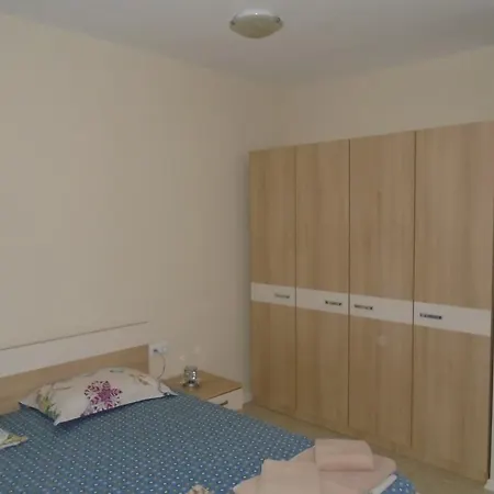 شقة Nedev's In Kavatsi Area سوزوبول