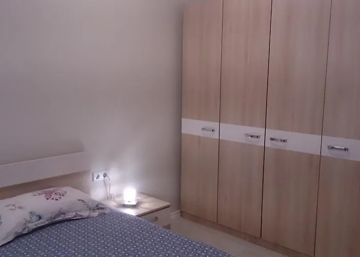 Nedev's In Kavatsi Area 索佐波尔