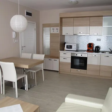 Nedev's In Kavatsi Area סוזופול
