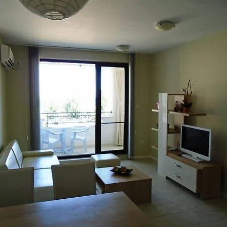 Nedev's In Kavatsi Area דירה *