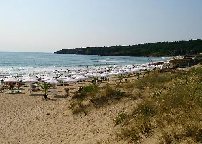 Nedev's In Kavatsi Area Lejlighed