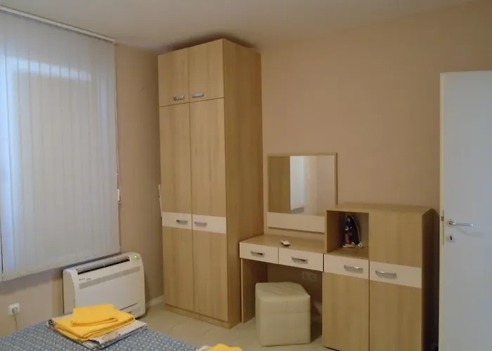 Nedev's In Kavatsi Area Lejlighed Sozopol